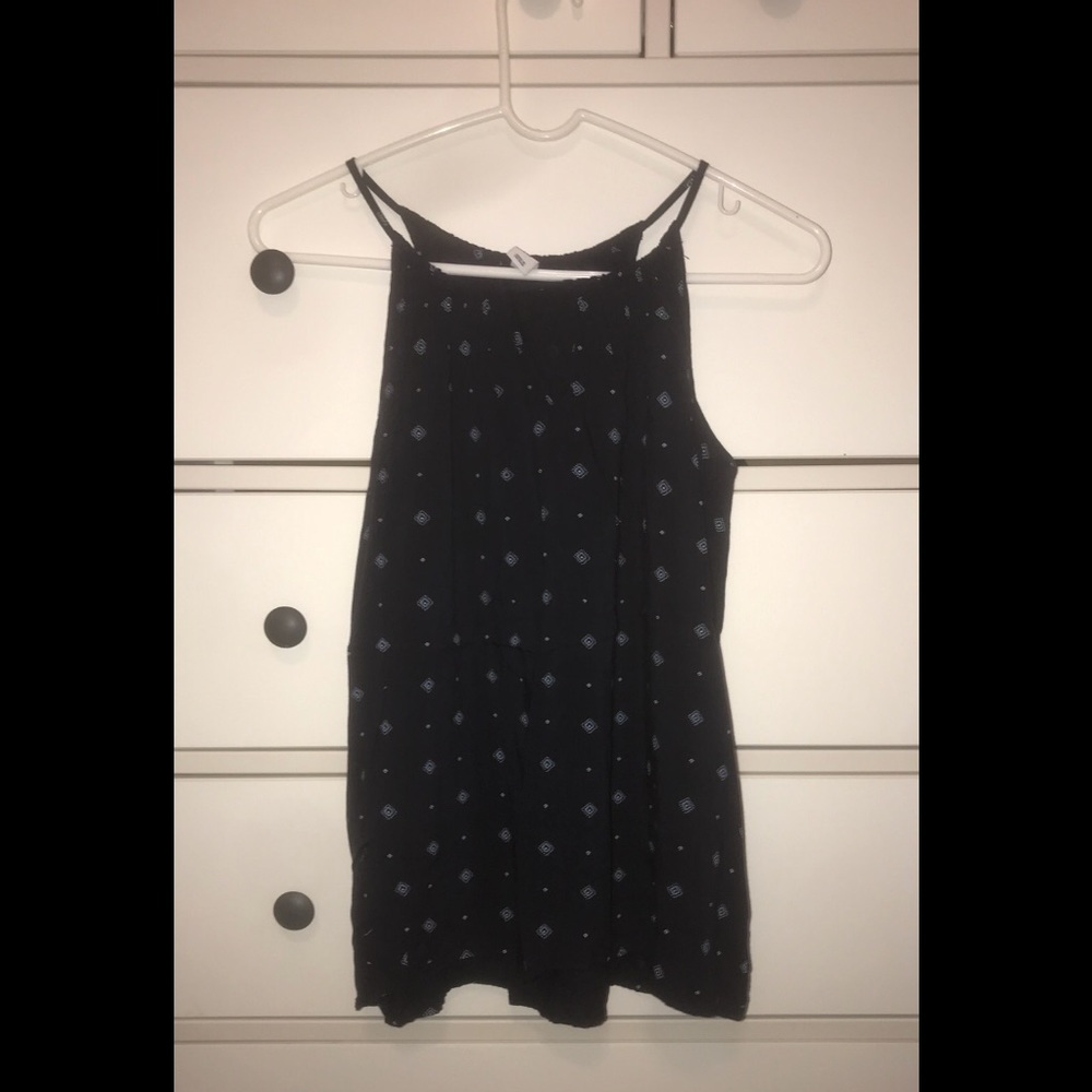 Old Navy top!